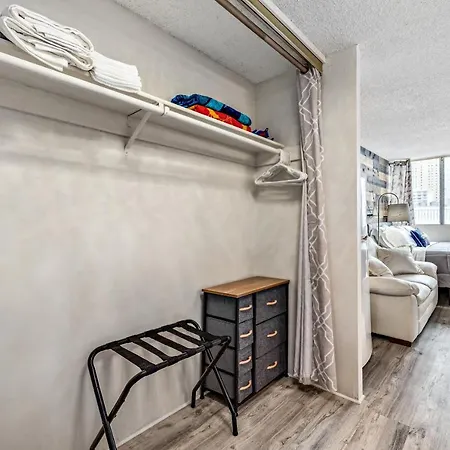 Modern Waikiki Condo Perfect For Beach Getaway! Honolulu Exterior photo