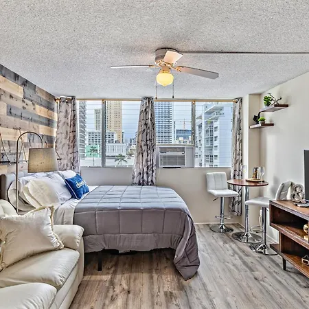Modern Waikiki Condo Perfect For Beach Getaway! Honolulu Exterior photo