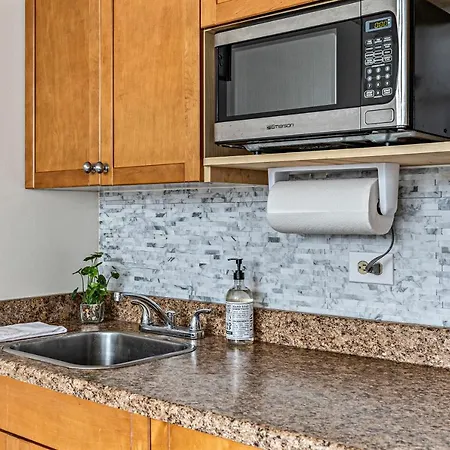 Modern Waikiki Condo Perfect For Beach Getaway! Honolulu Exterior photo